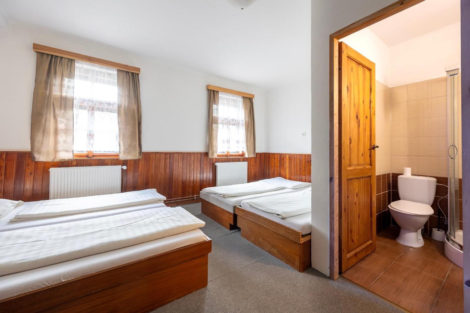 Cert Lodge Josefuv Dul