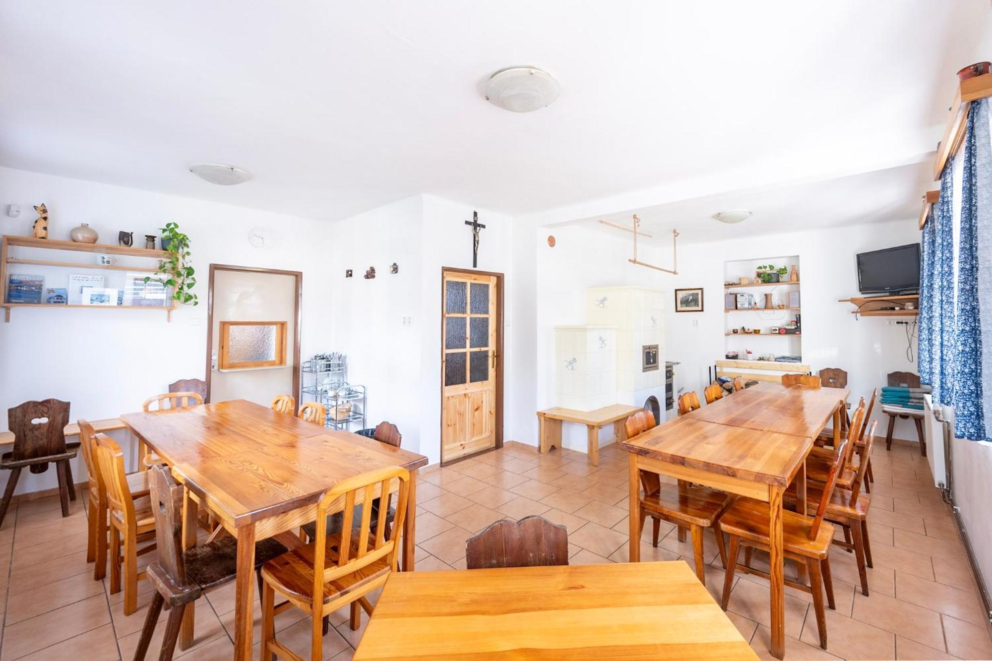 Cert Lodge Josefuv Dul
